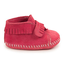 Load image into Gallery viewer, Minnetonka VELCRO Front Strap Bootie - Infants Moccasins
