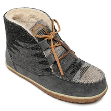Load image into Gallery viewer, Minnetonka Torrey Boot - Womens Slippers