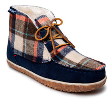 Load image into Gallery viewer, Minnetonka Torrey Boot - Womens Slippers