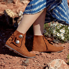 Load image into Gallery viewer, Minnetonka Two Button Hardsole Boot - Womens Boots