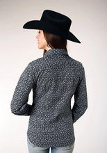 Load image into Gallery viewer, Roper 1889 Floral Print (Black) - Women's Western Shirt