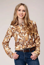 Load image into Gallery viewer, Roper 1777 Collage Print (Brown) - Women's Western Blouse