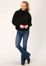Load image into Gallery viewer, Roper 1817 Polar (Black) - Women's Fleece Pullover