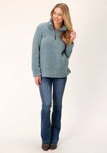 Load image into Gallery viewer, Roper 1820 Polar (Blue) - Women's Fleece Pullover