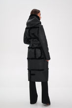 Load image into Gallery viewer, Genuine Shearling Lamb Leather ⇆ Reversible Coat