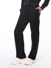 Load image into Gallery viewer, Women's Camoscio Pant- Black Beauty