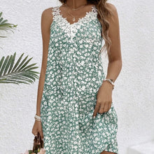 Load image into Gallery viewer, Women’s Lace Patchwork Floral Print Dress