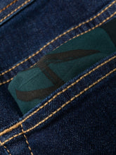 Load image into Gallery viewer, Jacob Cohen Men Bard Slim Fit Jeans
