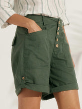 Load image into Gallery viewer, Linen Button-Fly Quarter Shorts LUCY