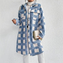 Load image into Gallery viewer, Women’s Plaid Fleece Jacket