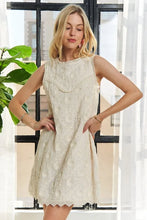 Load image into Gallery viewer, Applique Round Neck Sleeveless Shift Dress For Summer – Classy, Sophisticated, Fashionable, Flattering, Stylish, Timeless Elegance