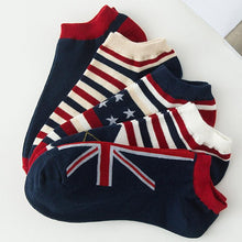 Load image into Gallery viewer, 1 Pair Winter Warm Thick Wool Cute Funny Animal Christmas Cotton Socks Fashion Casual Comfortable Wool Knit Warm Winter Socks For Men And Women