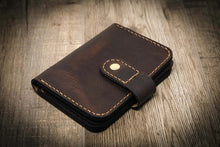 Load image into Gallery viewer, Badge Vertical Wallet - Walnut