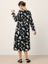 Load image into Gallery viewer, 100% Linen Floral Printed Gathered Maxi Dress ELODIE