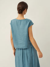 Load image into Gallery viewer, 100% Linen V-Neck Cap Sleeve Crop Top FRESSA