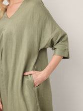 Load image into Gallery viewer, 100% Linen Center Pleat V-Neck Cuffed Sleeve Maxi Dress ZENOBIA