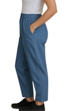 Load image into Gallery viewer, Women's Elastic Waist Pull On Jeans in Denim & Twill - Soft & Lightweight with a bit Stretch