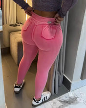 Load image into Gallery viewer, 🍑 Women's Butt-Lifting Stretch Jeans – Slim Fit High-Waisted Denim