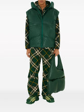 Load image into Gallery viewer, Burberry Wide pants