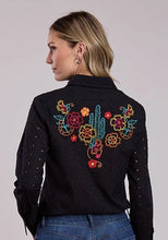 Load image into Gallery viewer, Stetson 2916 Eyelet Sleeves (Black) - Women's Western Shirt