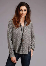 Load image into Gallery viewer, Stetson 2101 Aztec Geo (Black) - Women's Blouse