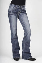 Load image into Gallery viewer, Stetson 816 Classic Stretch Boot Cut (Light Wash) - Women's Jeans