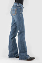 Load image into Gallery viewer, Stetson 816 Classic Stretch Boot Cut Horseshoe Pocket (Medium Wash) - Women's Jeans