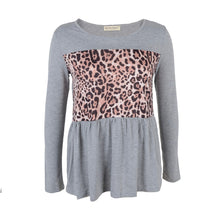 Load image into Gallery viewer, Leopard Panel Shirred Bottom Sweater