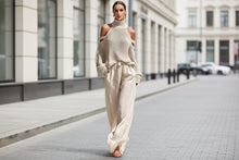 Load image into Gallery viewer, Women's Long-Sleeve Turtleneck Top & Pants Set – Elegant 2-Piece