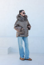 Load image into Gallery viewer, Genuine Fur Trim Down Fill Coat