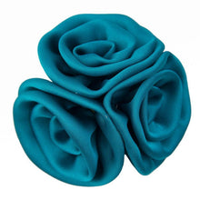 Load image into Gallery viewer, Vittorio Vico Men's Formal Trio Cluster Flower Lapel Pin