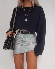 Load image into Gallery viewer, Women's Long Sleeve Crop Top T-Shirts