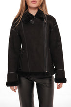 Load image into Gallery viewer, Faux Shearling Jacket