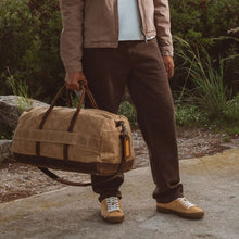 Load image into Gallery viewer, Weekender Bag