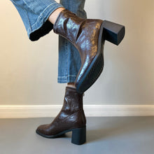 Load image into Gallery viewer, Stretch Retro Chunky Heels Commuter Boots — High Heel Style