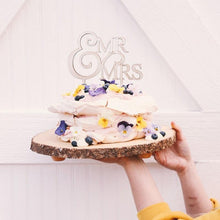 Load image into Gallery viewer, 1Pcs Hollow Letter Love Just Married Mr & Mrs Cake Topper Mr and Mrs Cake Toppers Wooden Wedding Cake Topper Party Cake Decoration Mr And Mrs Cake Topper Bride and Groom Wooden Wedding Cake Topper For Wedding Party Supplies