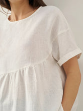 Load image into Gallery viewer, 100% Linen Round Neck Pleated Pullover Top QUINLAN