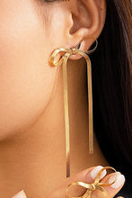 Load image into Gallery viewer, Bow earrings