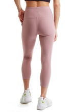 Load image into Gallery viewer, Women's Side Phone Pockets 21" Inseam Capri by CoverGirl