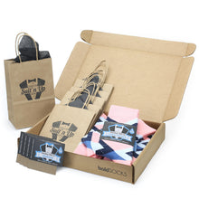 Load image into Gallery viewer, Customizable Groomsmen Gift Set Pink Blue Argyle Men’s Dress Socks