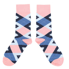 Load image into Gallery viewer, Pink Blue Argyle Wedding Groomsmen Men’s Dress Socks