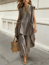 Load image into Gallery viewer, Sleeveless 3D-Cut Resort Two-Piece Set | Top & Pants