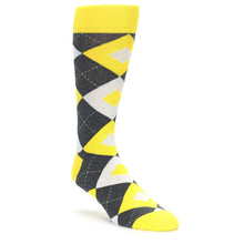 Load image into Gallery viewer, Daisy Gray Argyle Wedding Groomsmen Men’s Dress Socks