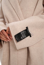 Load image into Gallery viewer, Mia Premium 85% Wool Cashmere Coat