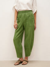 Load image into Gallery viewer, 100% Linen Petal-Hem Trousers with Elastic Waist LIV