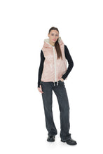 Load image into Gallery viewer, ⇆ Reversible Light Insulated Vest Powder | Ivory