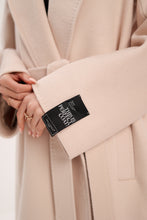 Load image into Gallery viewer, Chester Premium Wool Cashmere Coat in Praline
