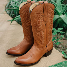 Load image into Gallery viewer, Cowboy Dress Boots | Mens Classic Round-Toe Boots (H7001-Tan)