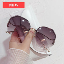 Load image into Gallery viewer, Fashion Gradient Women and Girls Modern Hexagon Metal Sunglasses For Summer In Elegant Retro Post Modern Style With UV400 Protection