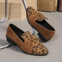 Load image into Gallery viewer, Women’s Leopard Print Pumps